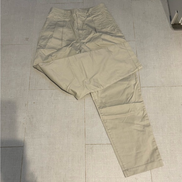 GAP Pants - GAP Women's Khaki Elastic Waist Pleated Trousers - size 8